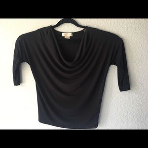 AMAZING QUALITY! Michael Kors cowl neck crop💗